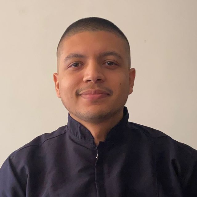 Nicolas Zambrano Pacheco, Odontólogo Medellín