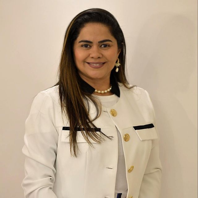 Roberta Kelly Menezes Maciel Falleiros, Endocrinologista pediátrico Brasília