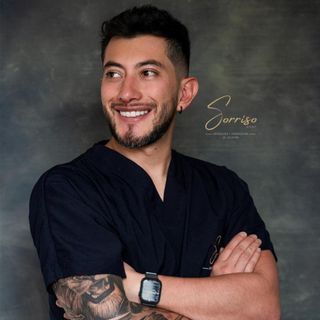 Acercar imagen: Javier Leonardo Patiño Gonzalez, Odontólogo Bogotá