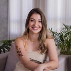 Dra. Leane Dhara Dalle Laste