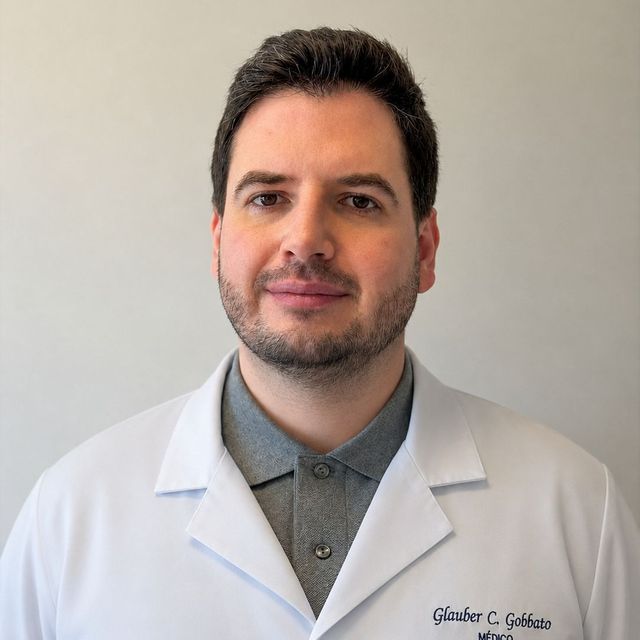 Glauber Corrêa Gobbato, Médico clínico geral Porto Alegre