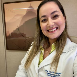 Dra. Priscilla Campos