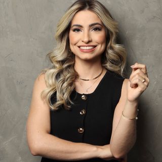 Dra. Ana Letícia Xavier Amaral