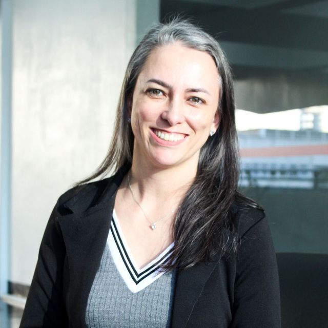 Alessandra Madalena  Torres Alves, Terapeuta complementar Cotia