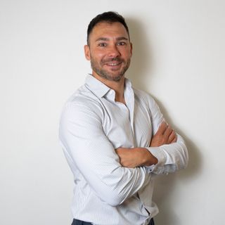 Dr. Cristiano Burela