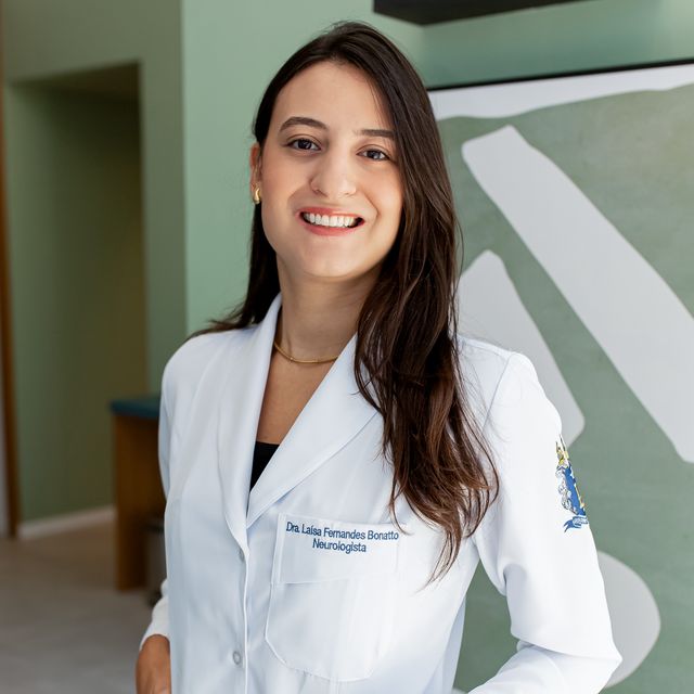 Laísa Fernandes Bonatto, Neurologista Serra