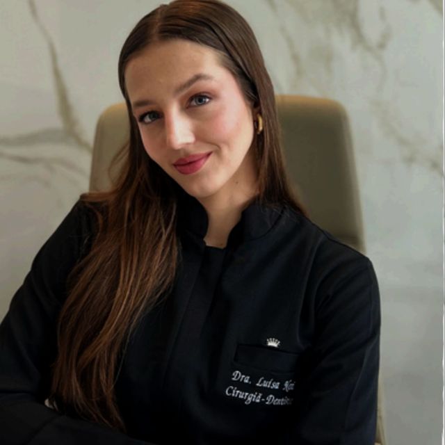 Luisa Neri Teixeira  Hostins, Dentista Guará
