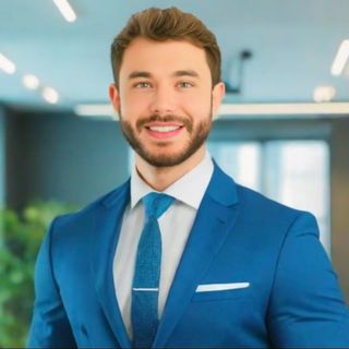 Renan Carvalho, Especialista em Clínica Médica Goiânia