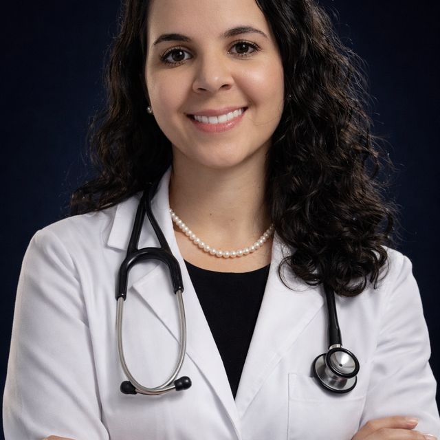 Tamires  Rocha dos Santos , Médico clínico geral Ametista Do Sul