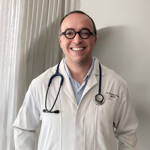 Eduardo Pombo, Gastroenterologista Rio de Janeiro