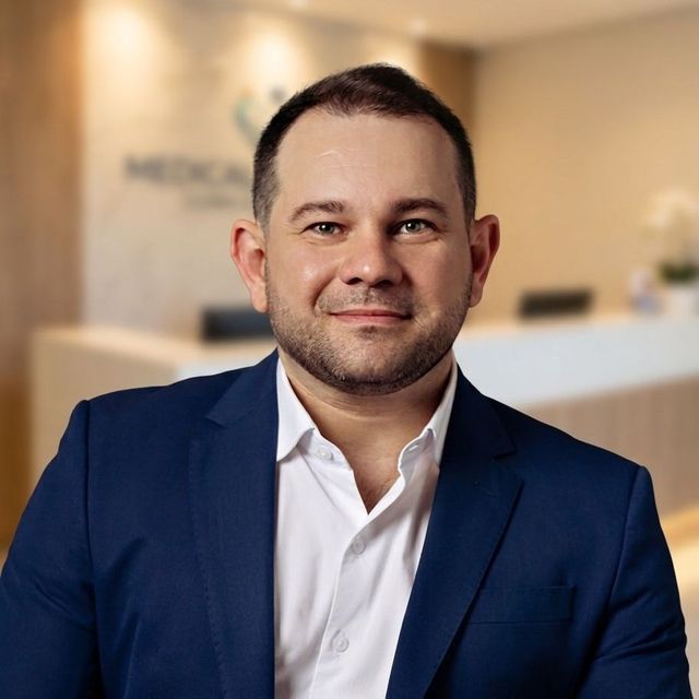 Pedro Gonzaga, Cirurgião geral Recife