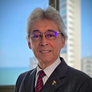 Aldo Bezerra, Dentista Recife