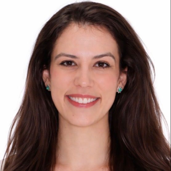 Ana Flávia  Schavetock Vieira , Ginecologista Cuiabá