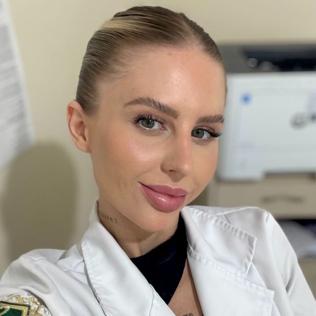 Shaline Maleski, Generalista Balneário Camboriú