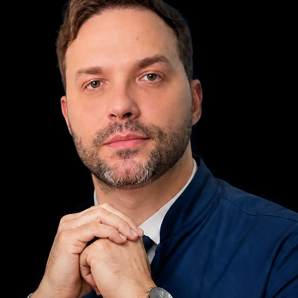 Renato Daniel Ramalho Cardoso, Especialista em Medicina Estética Londrina