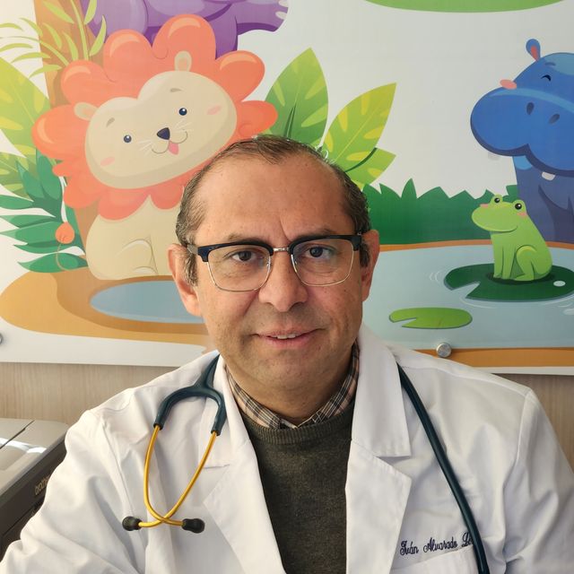 Ivan Roberto Alvarado Lopez, Médico general Rancagua