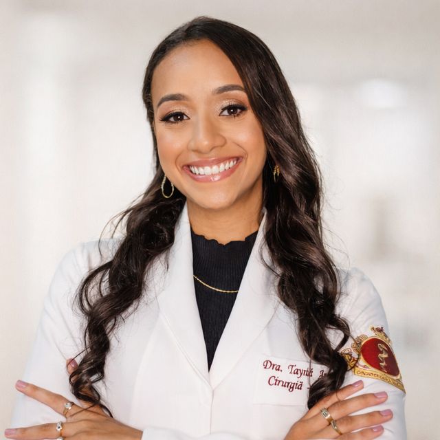 Tayná  de Anchieta Almeida, Dentista Rio de Janeiro