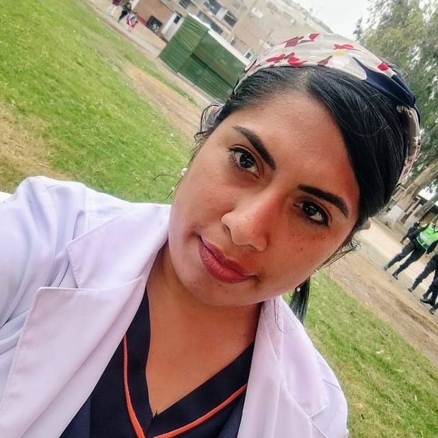 Angélica Adrián, Médico general Puente Piedra