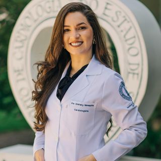 Ampliar imagem: Stéfany Júlia  Mesquita do Egito, Cardiologista Porto Velho