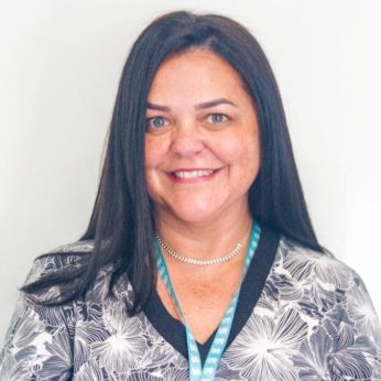 Ana Claudia  Martins Szcypior, Fisioterapeuta Curitiba