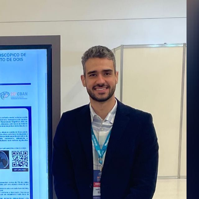 Gabriel Domingues Costa, Neurocirurgião Uberlândia