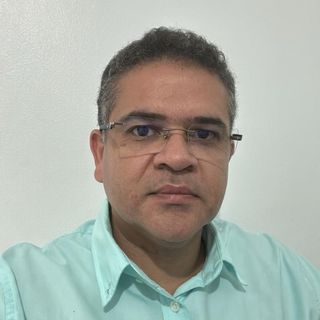 Ampliar imagem: Igor Brito Corrêa, Médico do trabalho Teresina