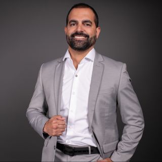 Ampliar imagem: Paulo Leandro Souza Martins, Ortopedista - Traumatologista Brasília