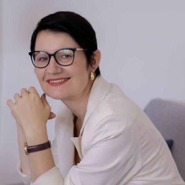 Claudia Lorena Ferlin, Psicanalista São José Do Cedro