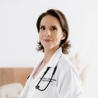 Dra. Flavia Soares Machado