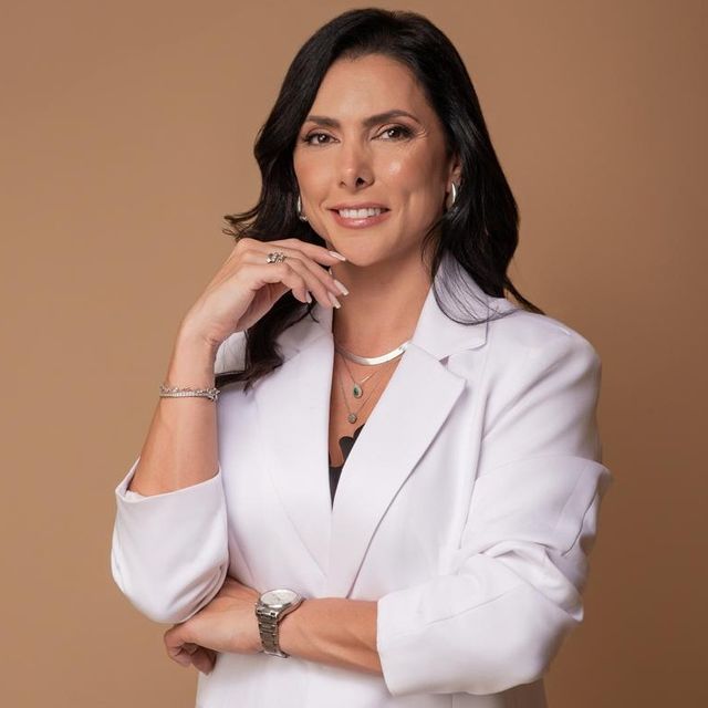 Fernanda Simões, Cirurgião vascular Porto Alegre