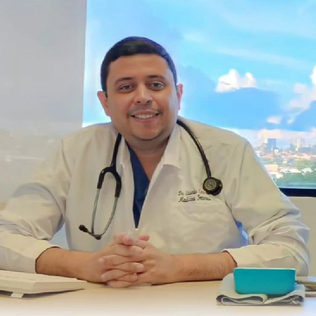 Edgardo Escorcia Charris, Nefrólogo Rionegro