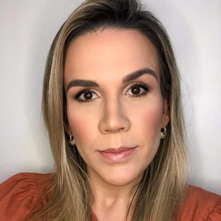 Rubia  Mundim Rego de Azevedo, Terapeuta complementar Brasília