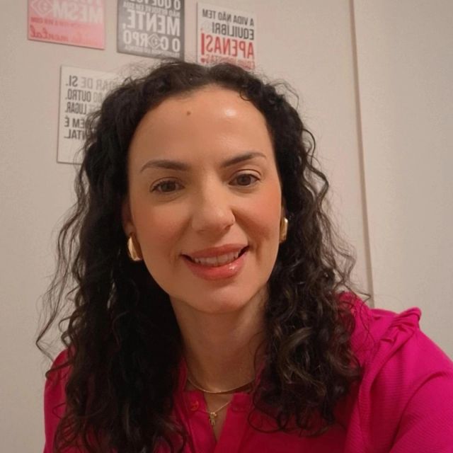 Francine Medeiros, Psicólogo Goiatuba