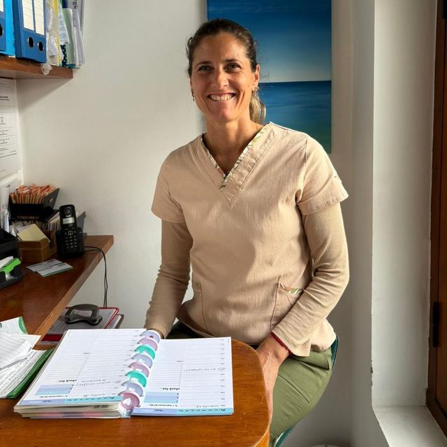 Débora Espinillo, Odontólogo Saladillo