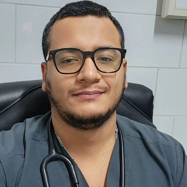 Miguel Tinoco Begazo, Médico general Comas