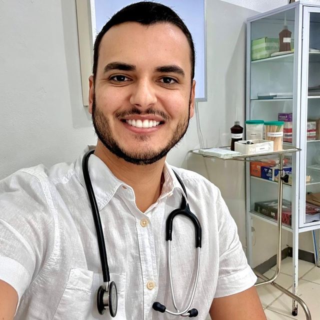  André Clementino Sanches Brandão, Médico de família Nacip Raydan