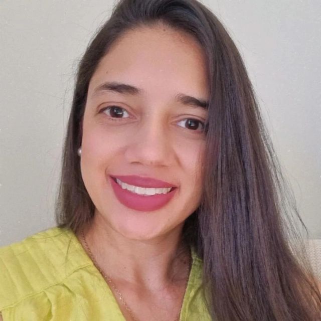 Fernanda Lourenço Bastos, Psicólogo Goiânia