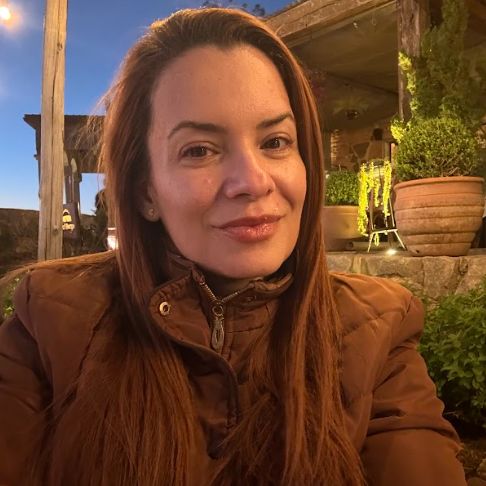 Monique Ludimila Teixeira Alves, Dentista São João de Meriti