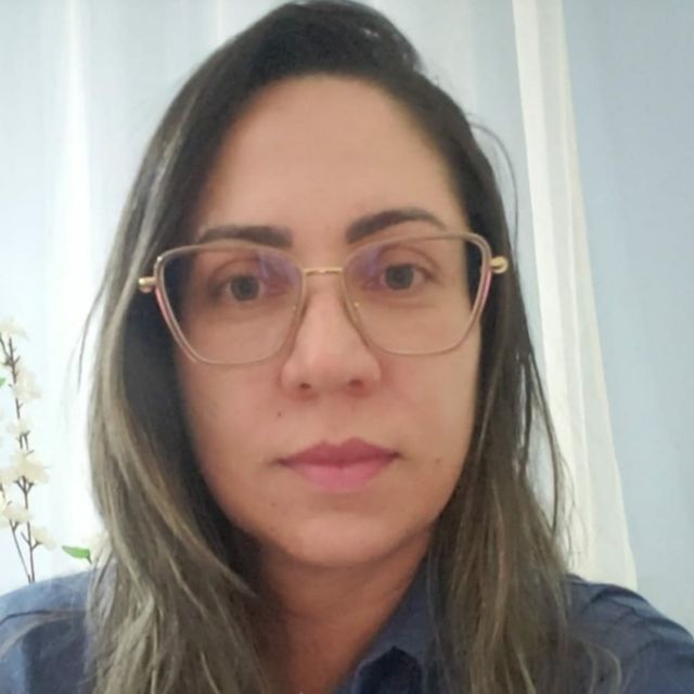 Eliedja Dovoizin, Psicólogo Pesqueira