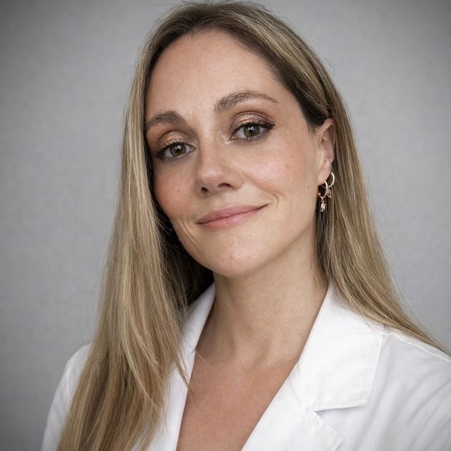 Paulina Lahsen Martinez, Psiquiatra Concón