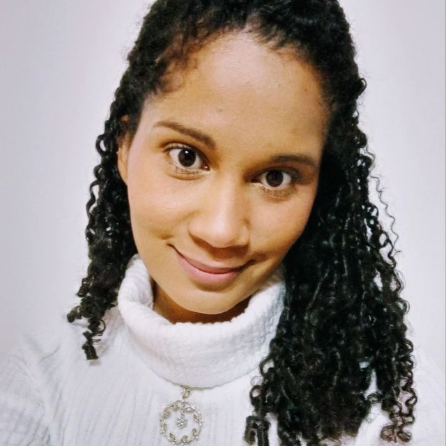 Dilian  Castillo Holguin , Terapeuta ocupacional La Unión