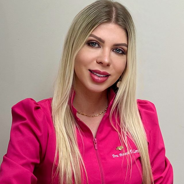 Bianca Daiana  Lorenzini , Dentista Curitiba
