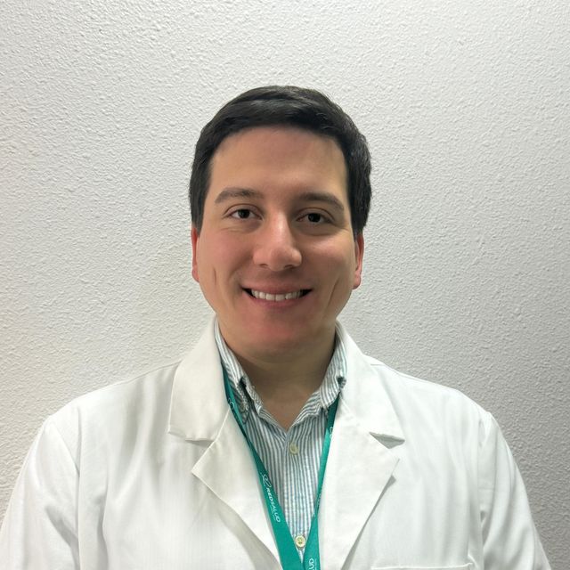 Andres Francisco Rojas Gallegos, Neurocirujano Santiago