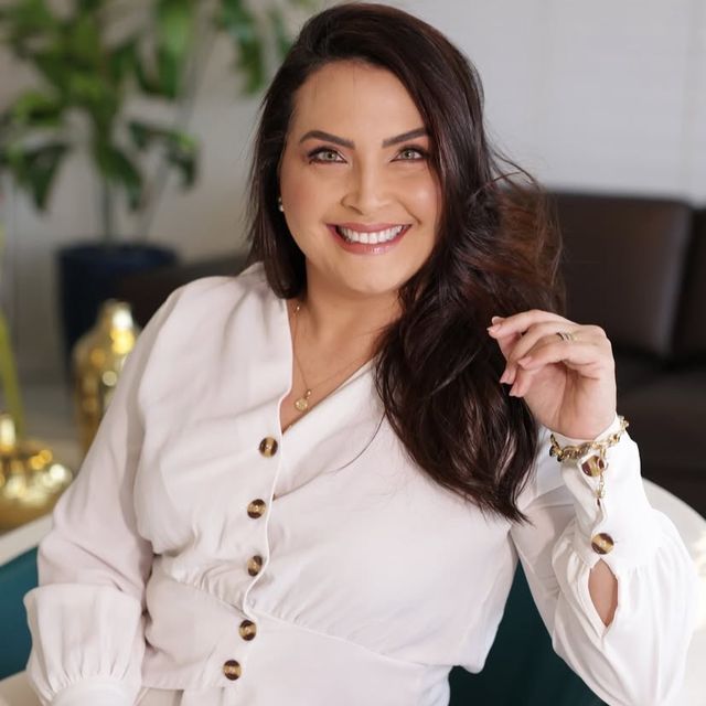 Renata  Vale de Siqueira Campos Melo , Ortodontista Caruaru