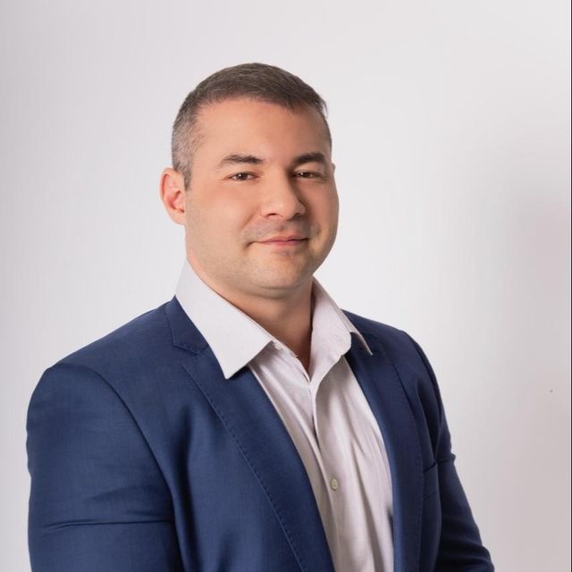 Celso Borguezan Júnior, Médico clínico geral Nova Iguaçu