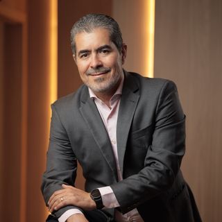 Marcelo Luiz Holanda de Mendonça, Mastologista Uberlândia
