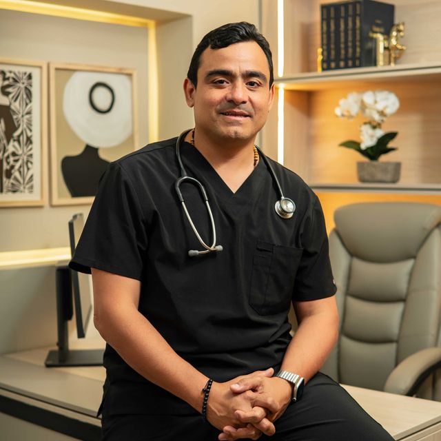 Armando Diaz Vergel, Internista Cúcuta