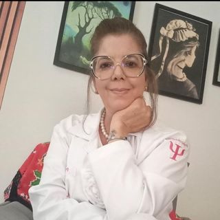 Ampliar imagem: Darlene Oliveira, Psicólogo Itumbiara