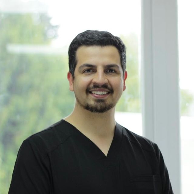 Mauricio Neira Bastias, Dentista Temuco