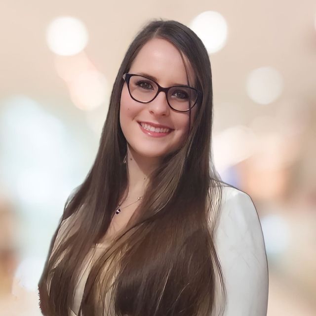 Nicole Simquevits, Psicólogo Novo Hamburgo